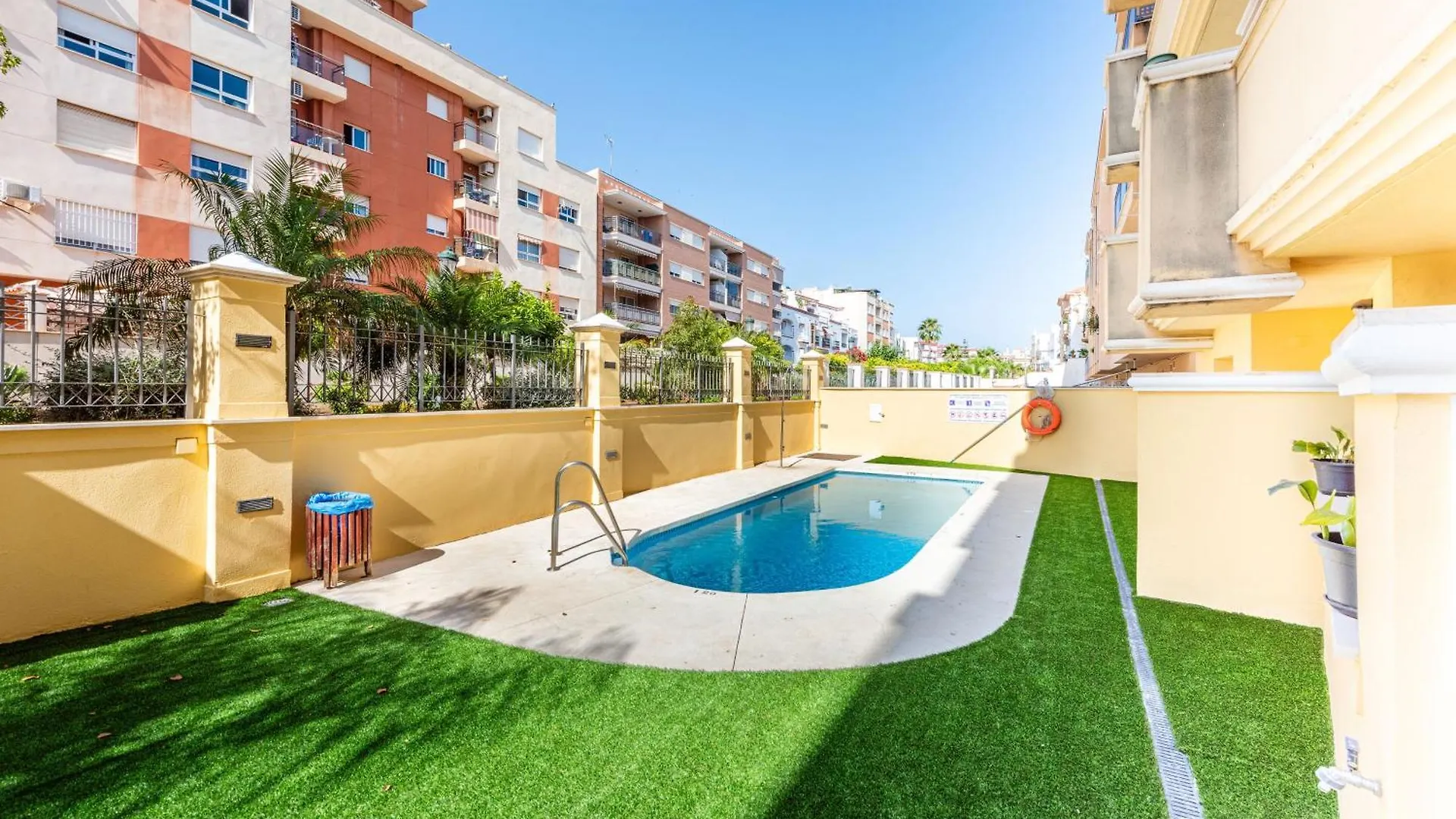 Mare Nostrum Apartment Nerja 0*,